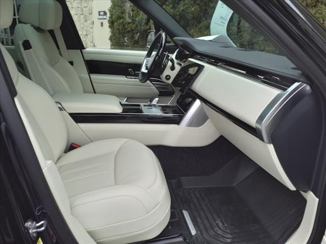 2025 Land Rover Range Rover Autobiography