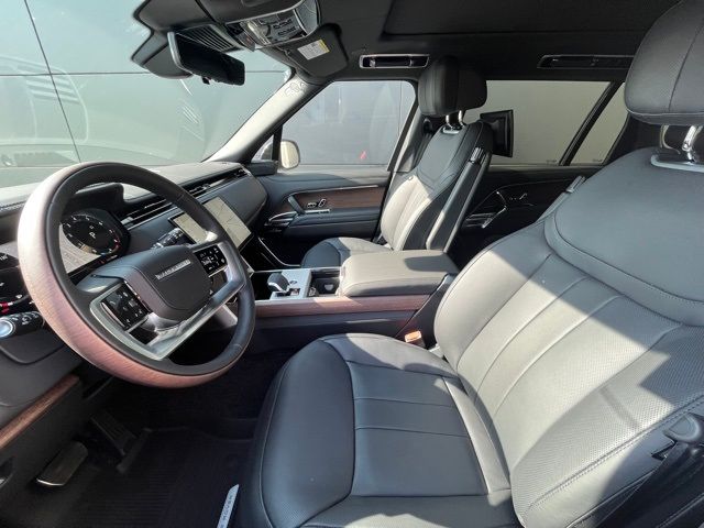 2025 Land Rover Range Rover Autobiography