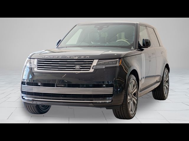 2025 Land Rover Range Rover SV