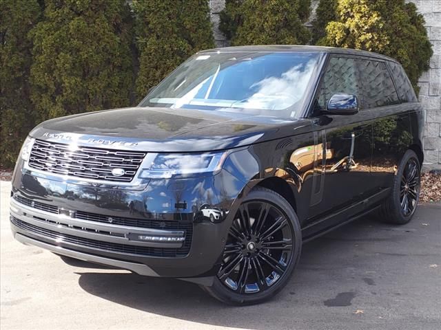 2025 Land Rover Range Rover SE