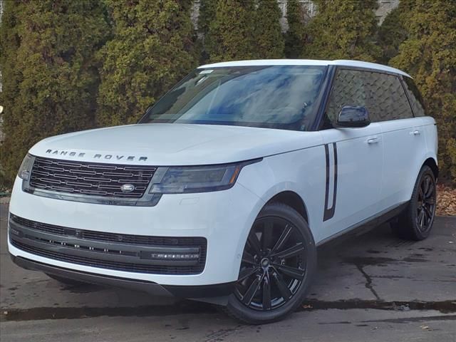 2025 Land Rover Range Rover SE