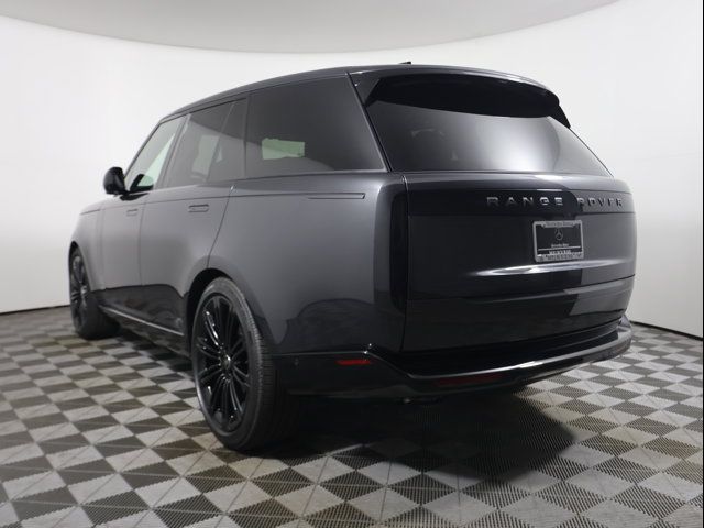 2025 Land Rover Range Rover SE