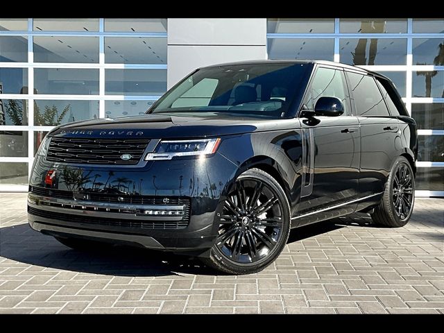 2025 Land Rover Range Rover SE