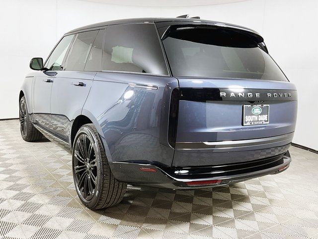 2025 Land Rover Range Rover SE