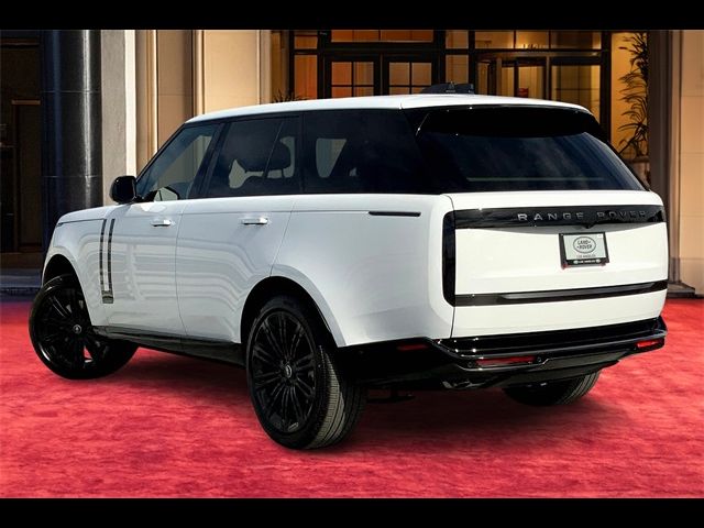 2025 Land Rover Range Rover SE