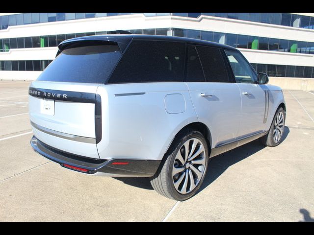 2025 Land Rover Range Rover SE