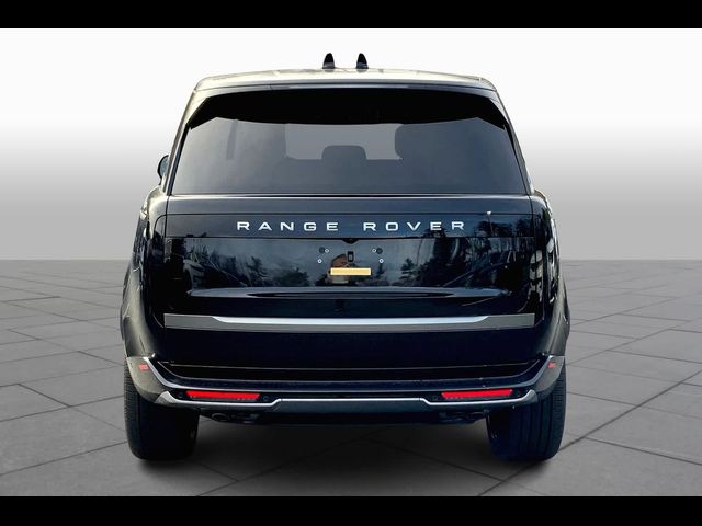 2025 Land Rover Range Rover SE