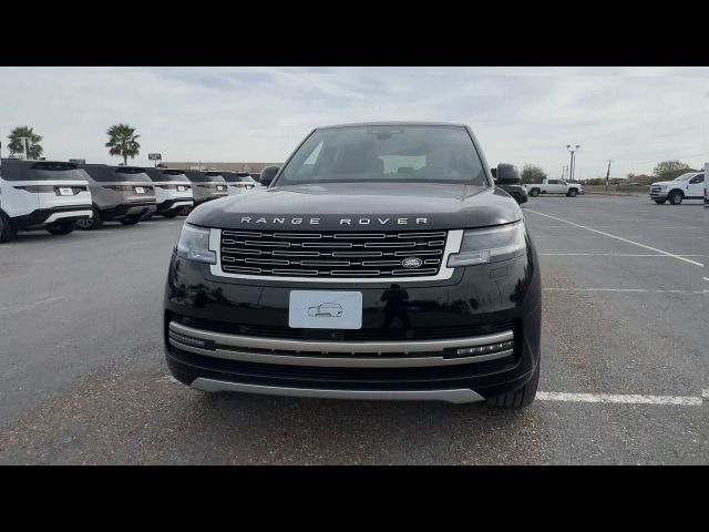 2025 Land Rover Range Rover SE