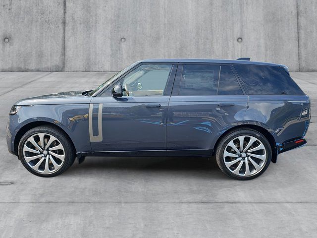 2025 Land Rover Range Rover SE