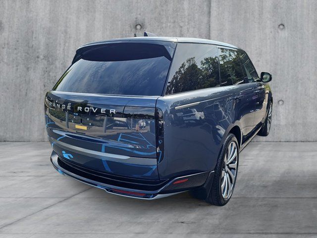 2025 Land Rover Range Rover SE