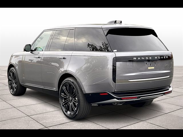 2025 Land Rover Range Rover SE