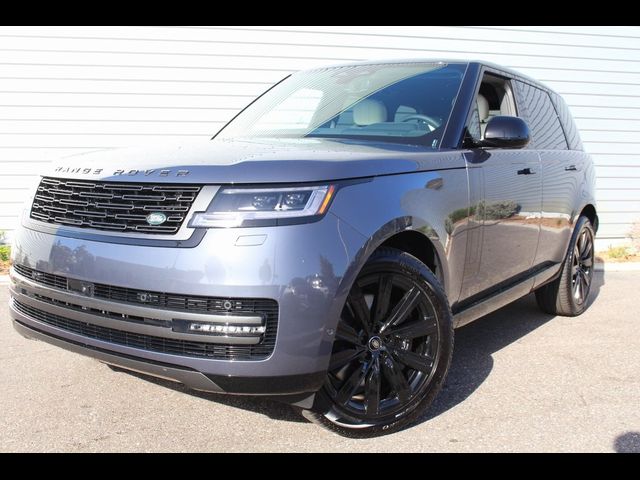 2025 Land Rover Range Rover SE