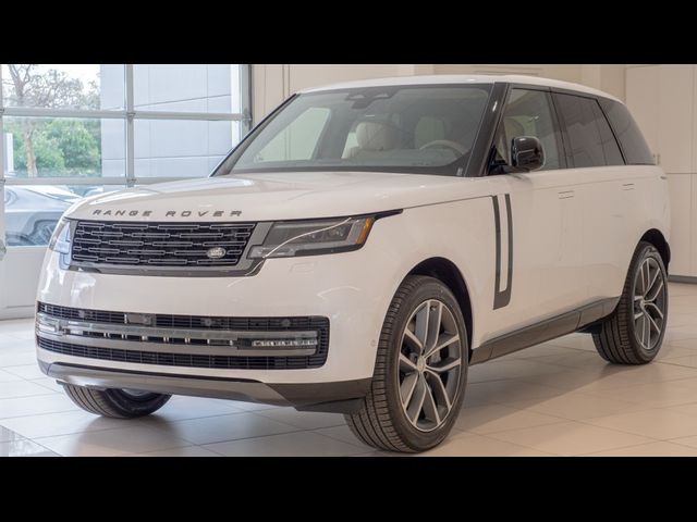 2025 Land Rover Range Rover SE