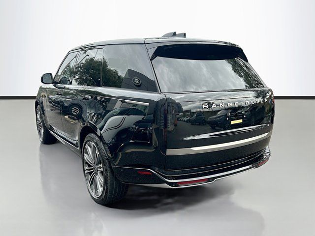 2025 Land Rover Range Rover SE