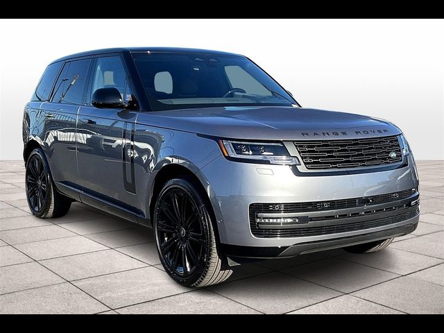 2025 Land Rover Range Rover SE