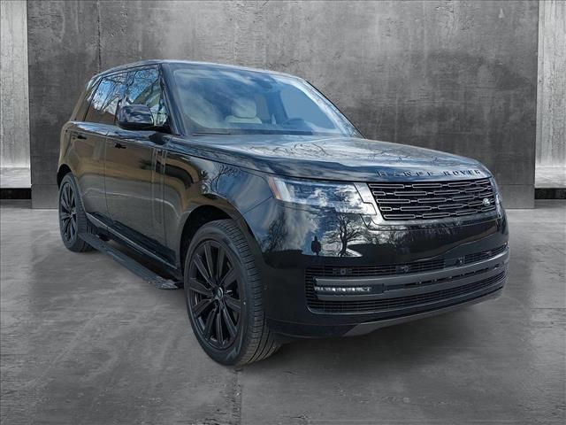 2025 Land Rover Range Rover SE