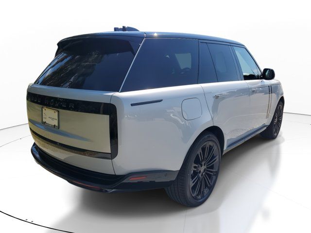 2025 Land Rover Range Rover SE