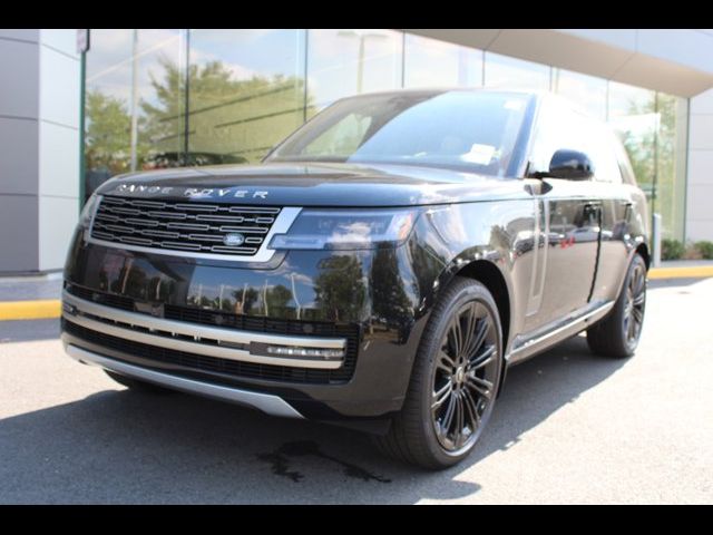 2025 Land Rover Range Rover SE