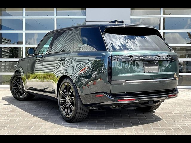 2025 Land Rover Range Rover SE