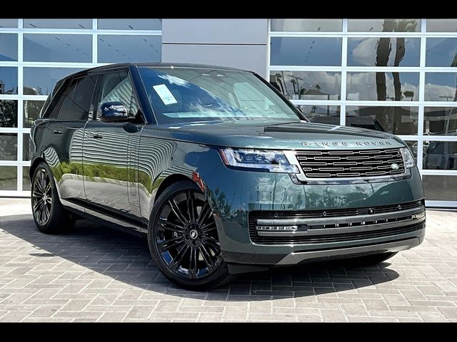 2025 Land Rover Range Rover SE