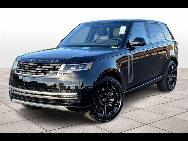 2025 Land Rover Range Rover SE