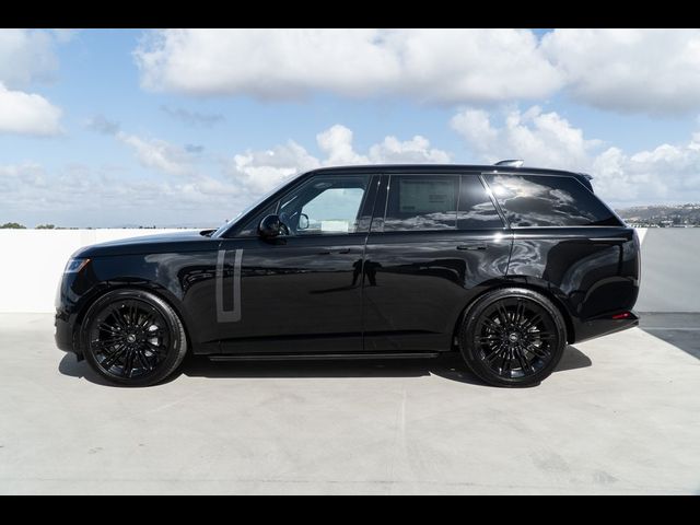 2025 Land Rover Range Rover SE