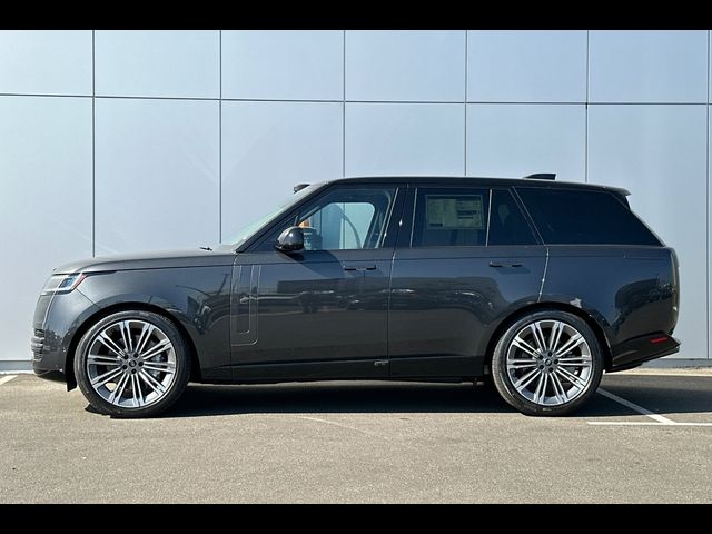 2025 Land Rover Range Rover SE