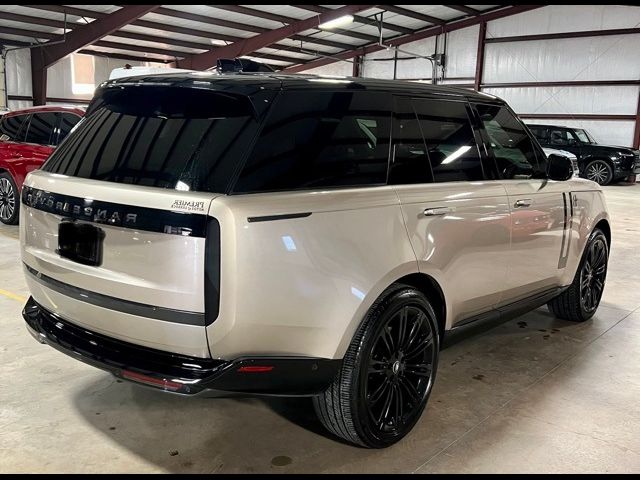 2025 Land Rover Range Rover SE