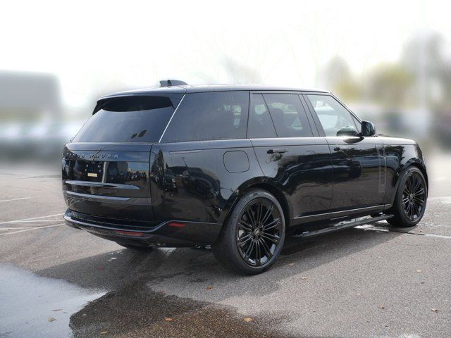 2025 Land Rover Range Rover SE