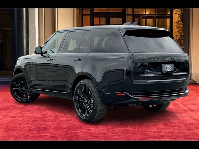 2025 Land Rover Range Rover SE