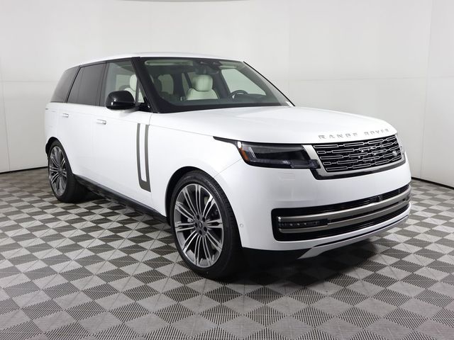 2025 Land Rover Range Rover SE