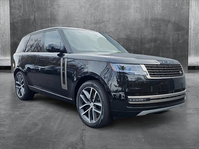 2025 Land Rover Range Rover SE