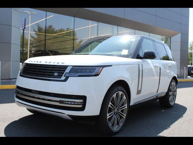 2025 Land Rover Range Rover SE