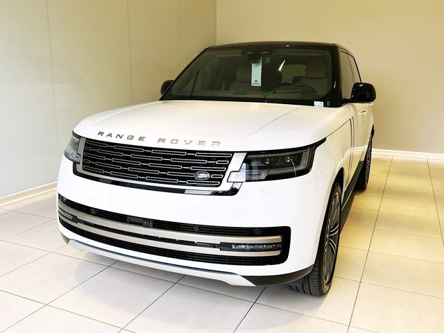 2025 Land Rover Range Rover SE