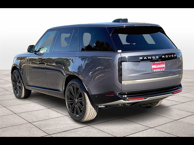 2025 Land Rover Range Rover SE