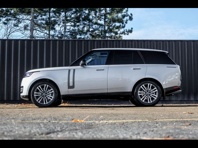 2025 Land Rover Range Rover SE