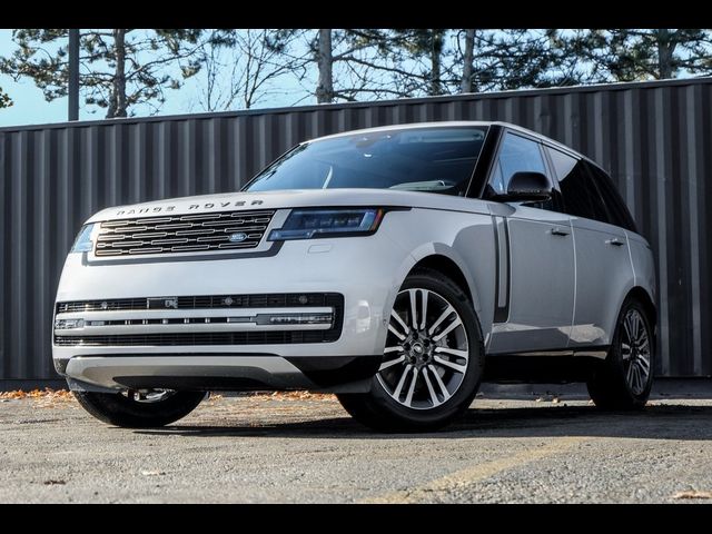 2025 Land Rover Range Rover SE