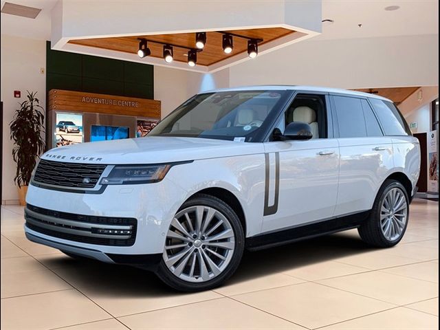 2025 Land Rover Range Rover SE