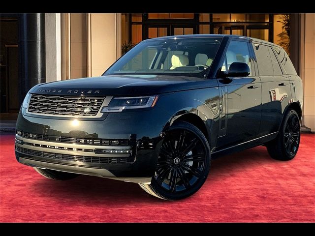 2025 Land Rover Range Rover SE