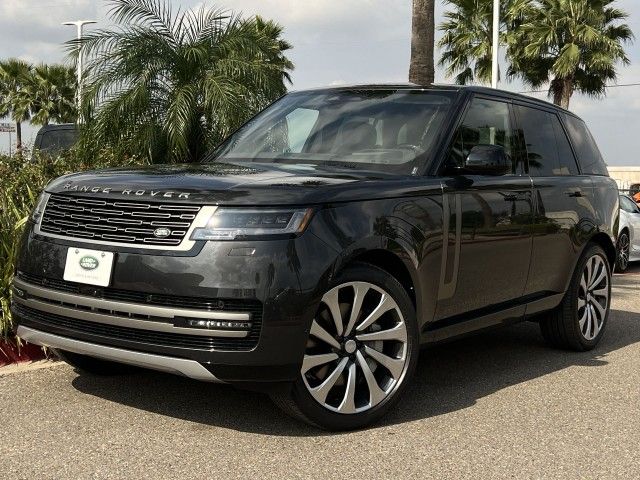 2025 Land Rover Range Rover SE