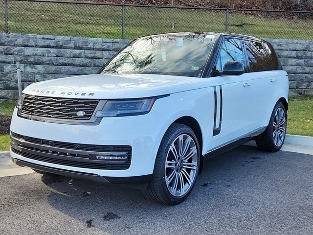 2025 Land Rover Range Rover SE