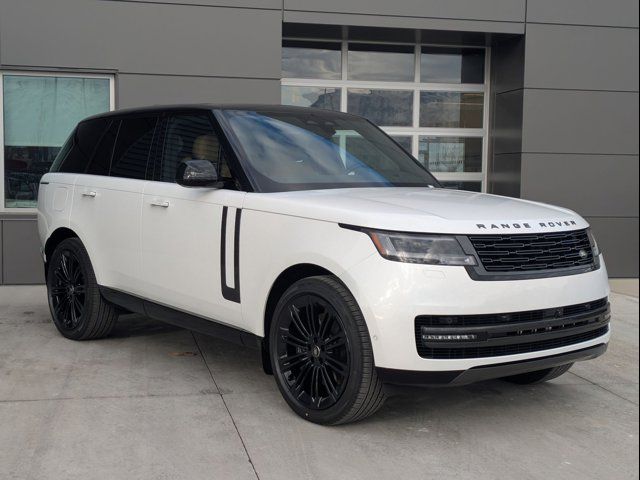 2025 Land Rover Range Rover SE