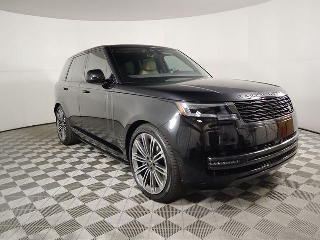 2025 Land Rover Range Rover SE