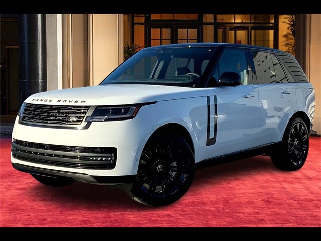 2025 Land Rover Range Rover SE