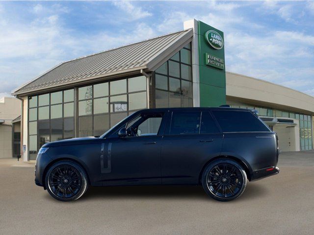 2025 Land Rover Range Rover SE