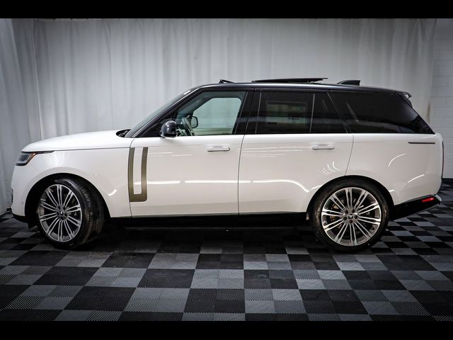 2025 Land Rover Range Rover SE