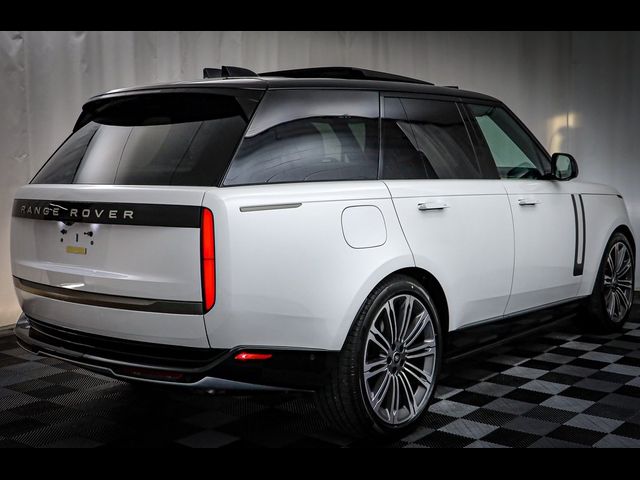 2025 Land Rover Range Rover SE