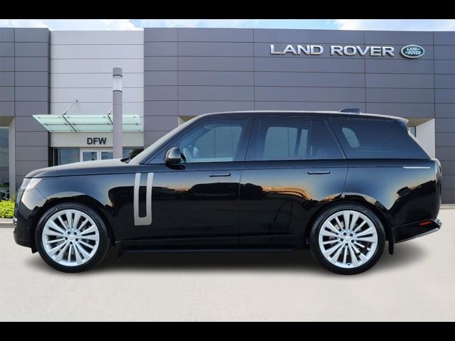 2025 Land Rover Range Rover SE