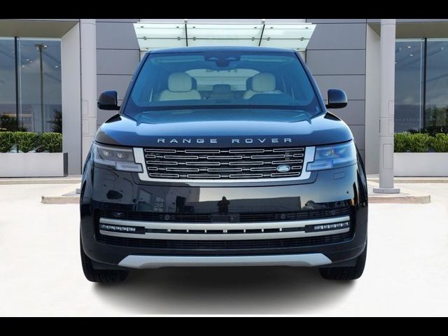 2025 Land Rover Range Rover SE