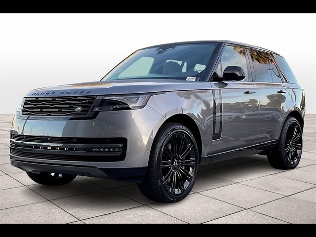 2025 Land Rover Range Rover SE